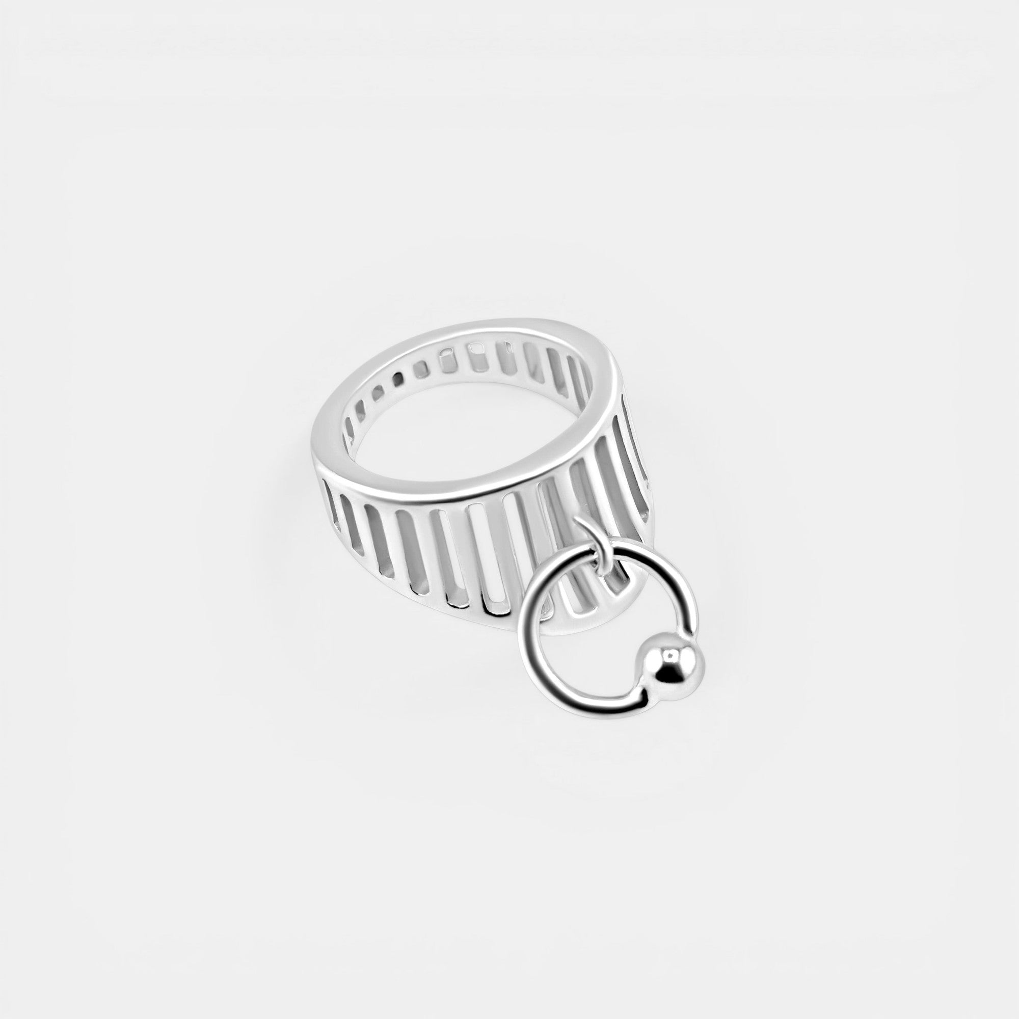 Half Caged Pierced Ring