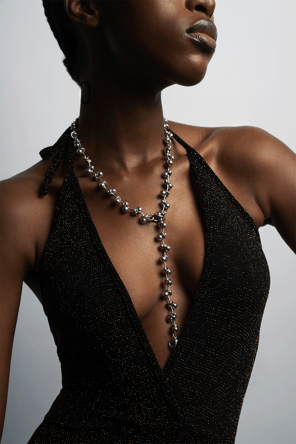 Model wearing the silver BarBell Drop Necklace|all